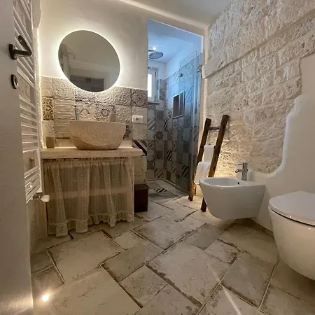 - Trullo Relax Sul Monte * Cisternino