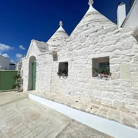 - Trullo Relax Sul Monte Villa